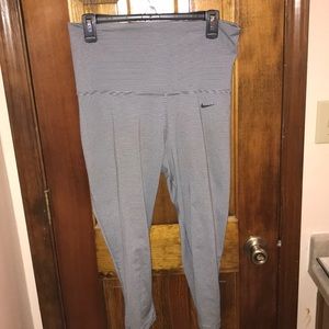 Nike Dri Fit Capris